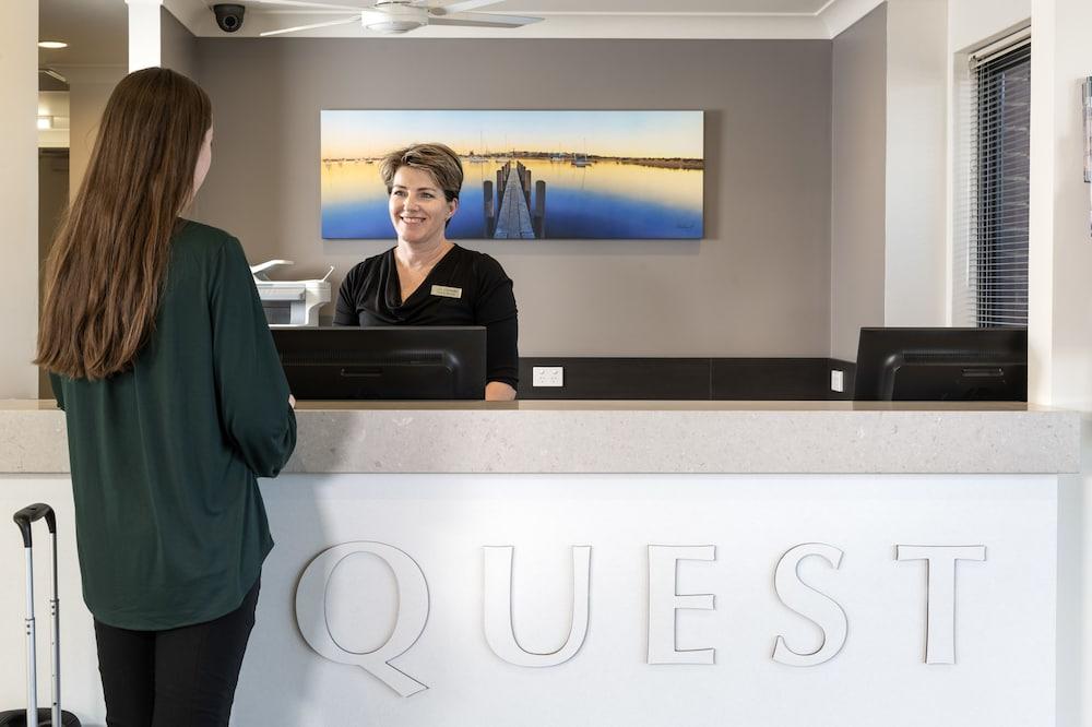 الشقق الفندقية Quest بنبري المظهر الخارجي الصورة